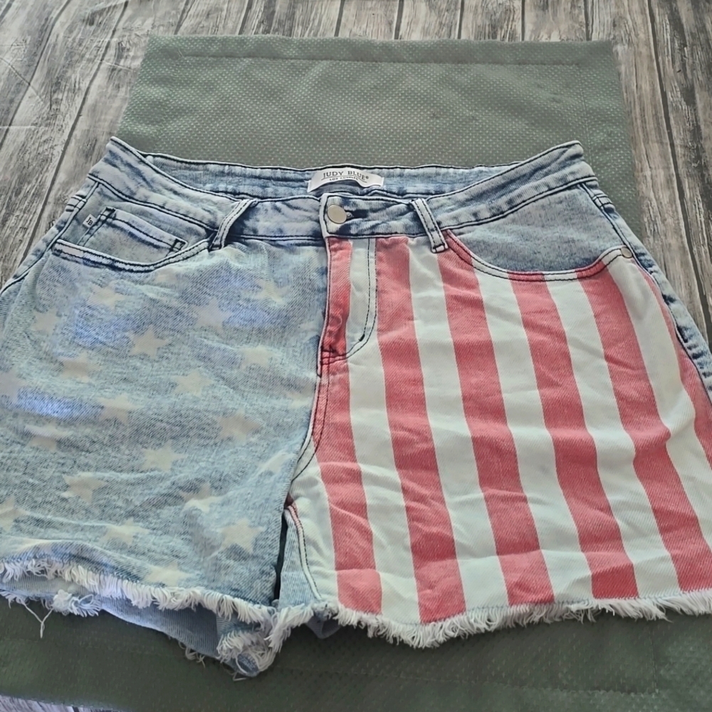 Judy Blue Patriotic denim shorts